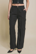 Full-length Tencel Pants With Cargo Pockets - Versatile black cargo pants with multiple pockets for functional style.