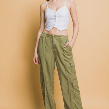 Stylish Tencel Pants with Cargo Pockets - Versatile Women's Bottoms for Casual or Smart Looks